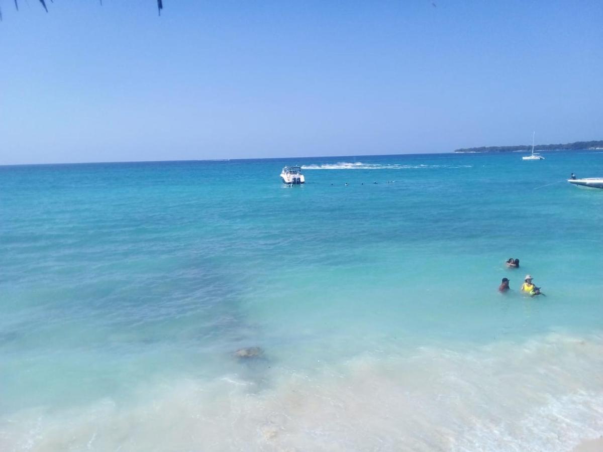 Vista Linda Cabana Playa Blanca Extérieur photo